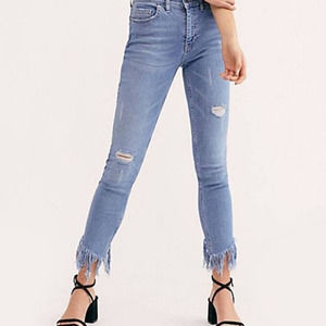 Free People Great Heights Frayed Skinny Jean  - Size 28